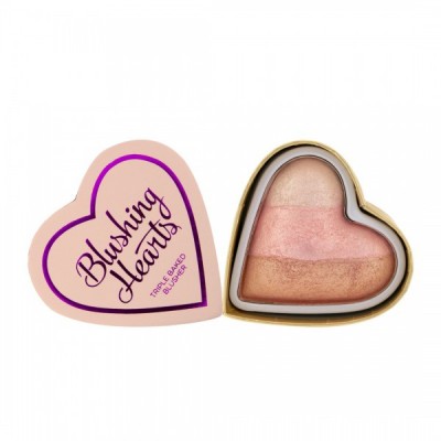 I♥Revolution Lícenka Blushing Hearts Blusher Iced Hearts